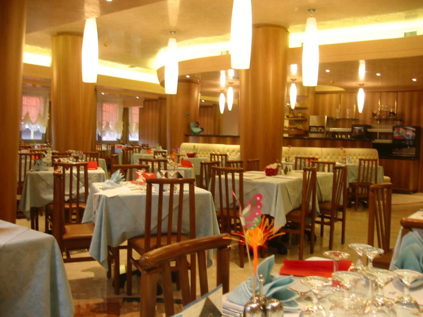 Hotel Mayer Bibione Exterior photo