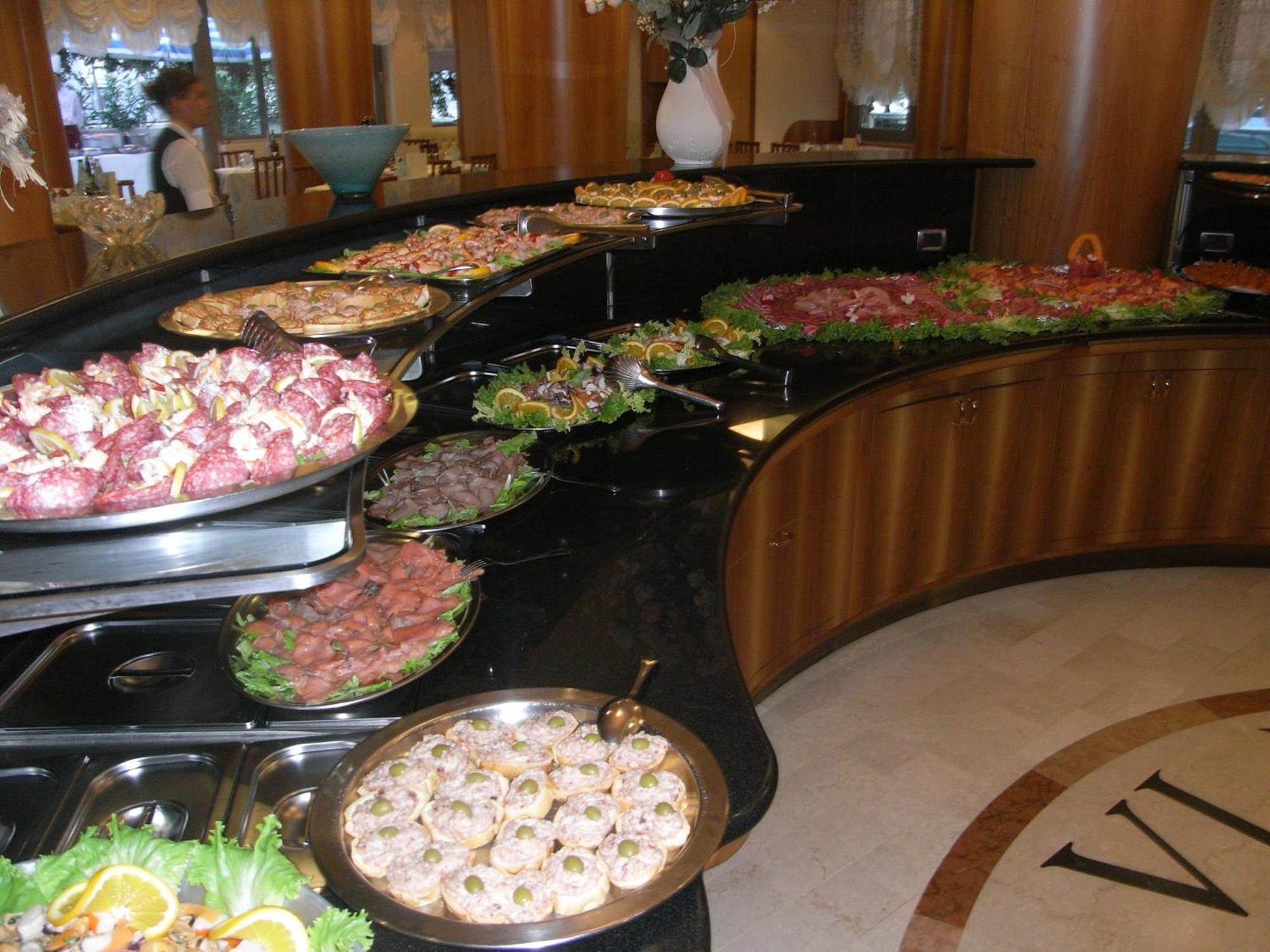 Hotel Mayer Bibione Exterior photo
