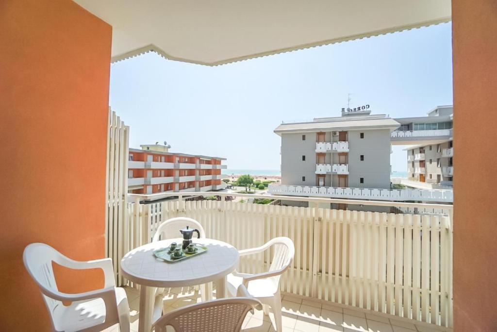 Hotel Mayer Bibione Exterior photo