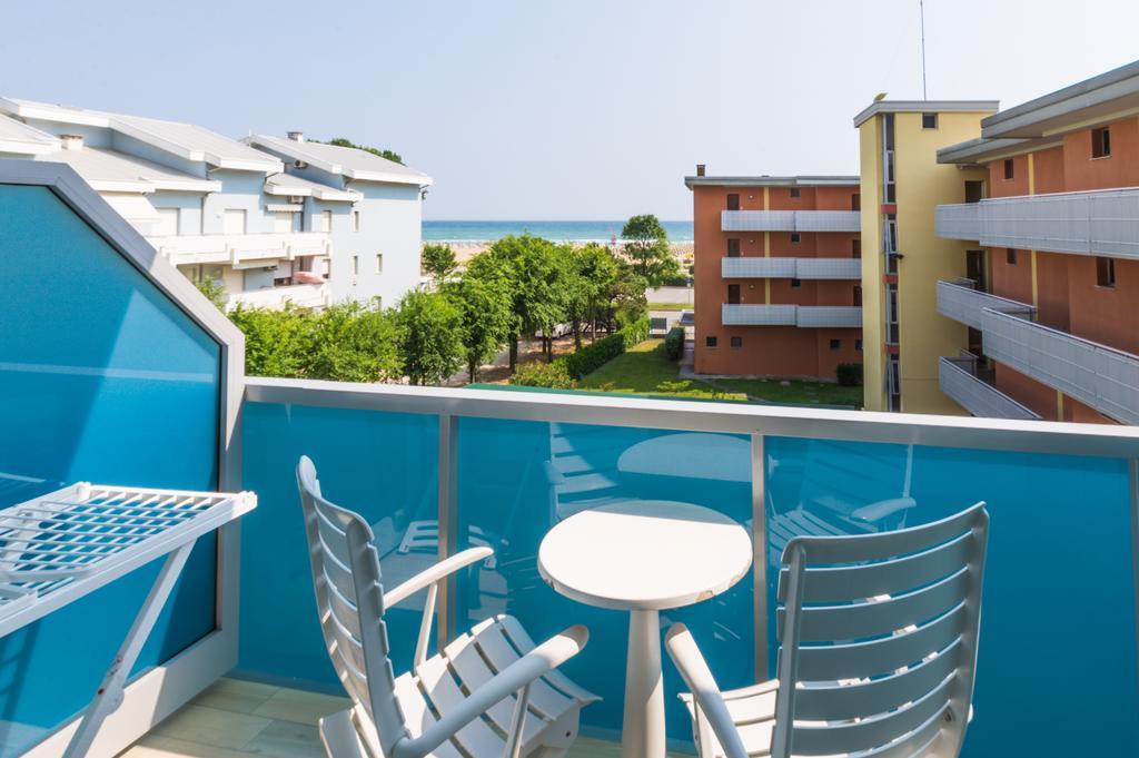 Hotel Mayer Bibione Exterior photo